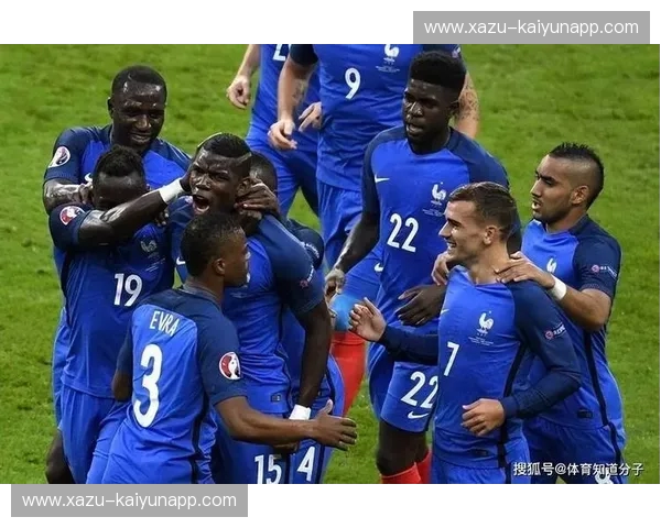 欧洲之巅的协奏曲：当高卢雄鸡遇上白鹰军团，这不仅是足球